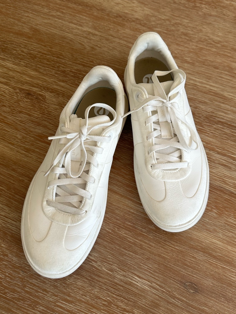 Lululemon White Men's Cityverse Low-Top Leather Sneakers